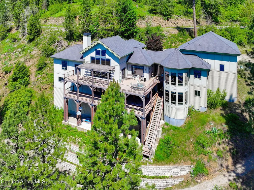 412 E Beachhouse Lane Harrison ID 83833