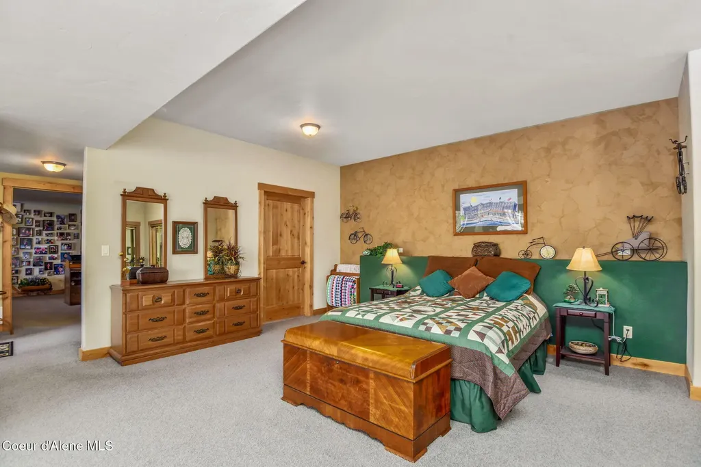 412 E Beachhouse Lane Harrison ID 83833