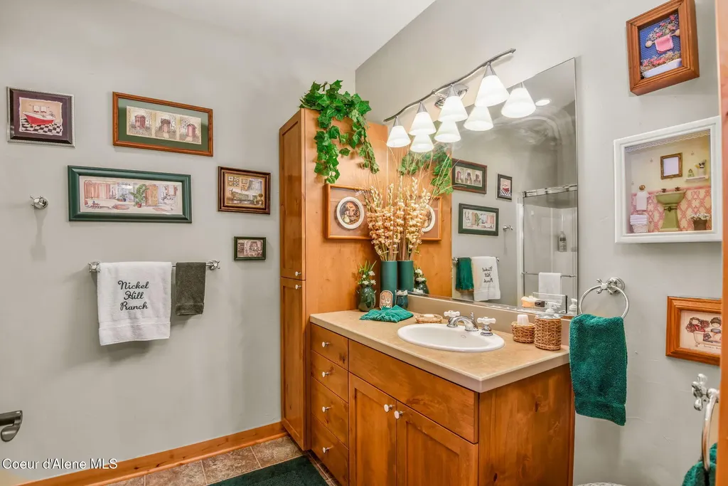 412 E Beachhouse Lane Harrison ID 83833