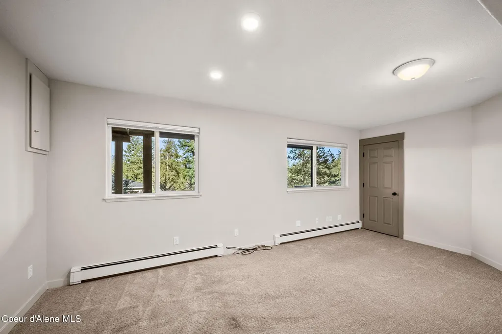 2885 E Point Hayden Drive Hayden ID 83835