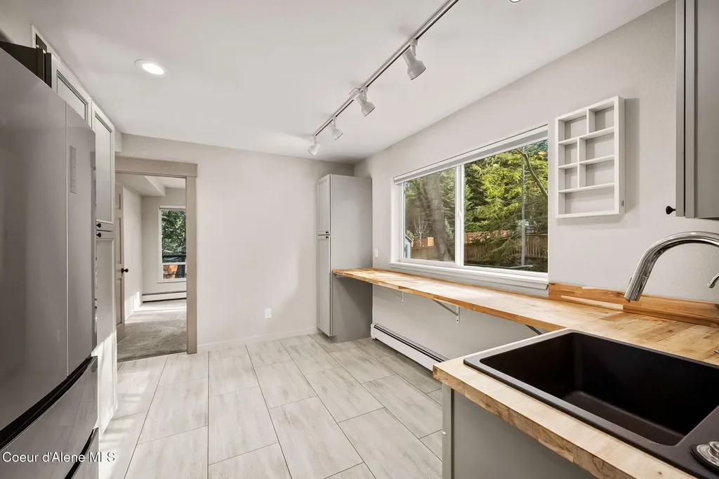 2885 E Point Hayden Drive Hayden ID 83835