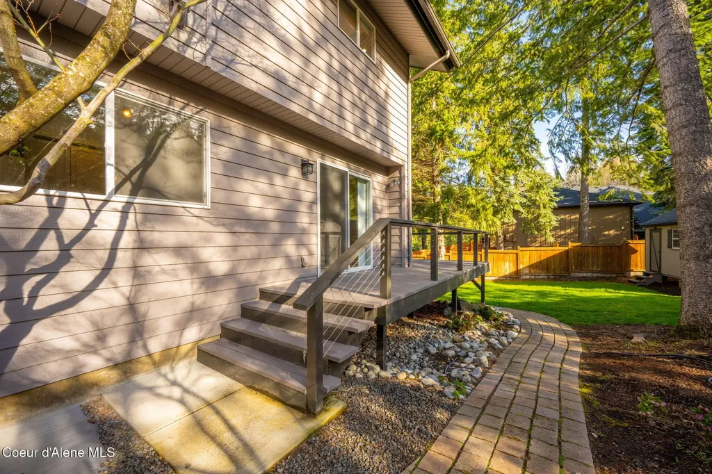 2885 E Point Hayden Drive Hayden ID 83835