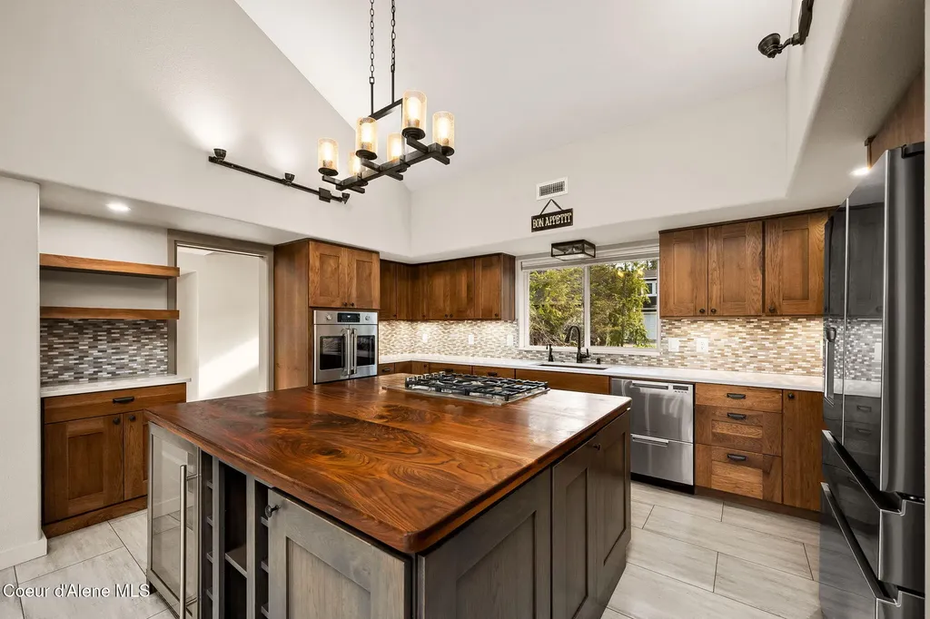 2885 E Point Hayden Drive Hayden ID 83835