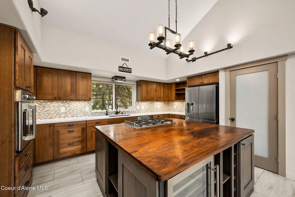 2885 E Point Hayden Drive Hayden ID 83835