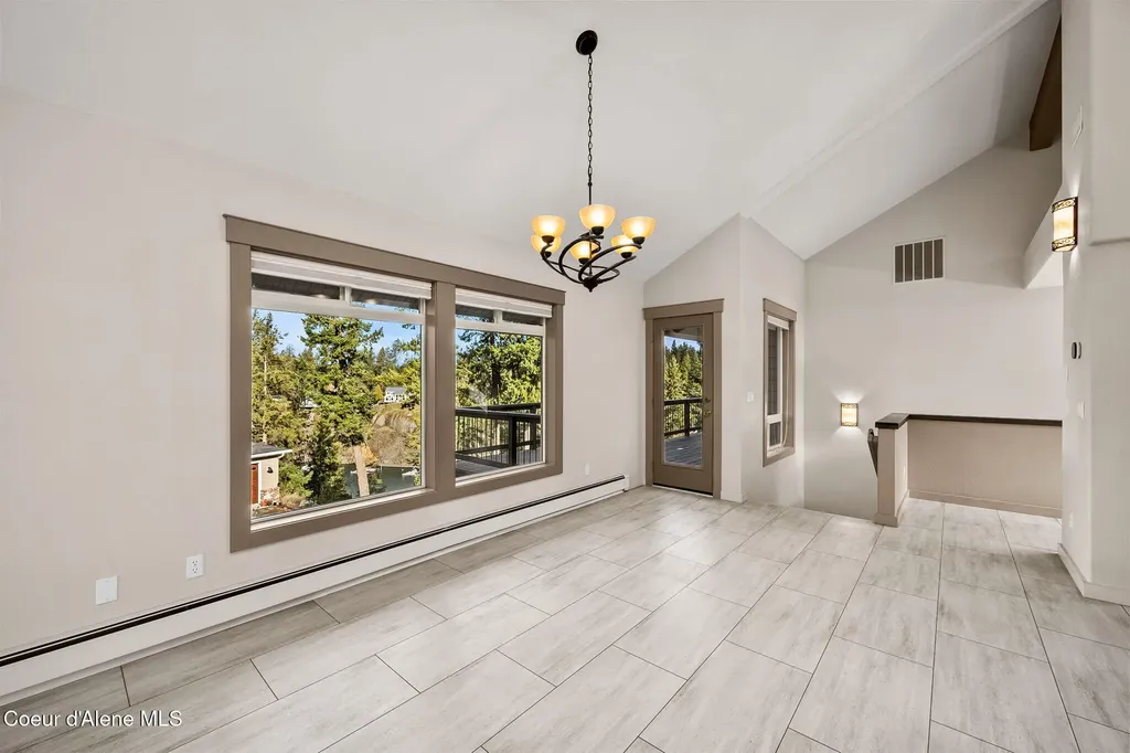 2885 E Point Hayden Drive Hayden ID 83835