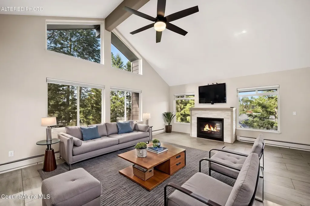 2885 E Point Hayden Drive Hayden ID 83835