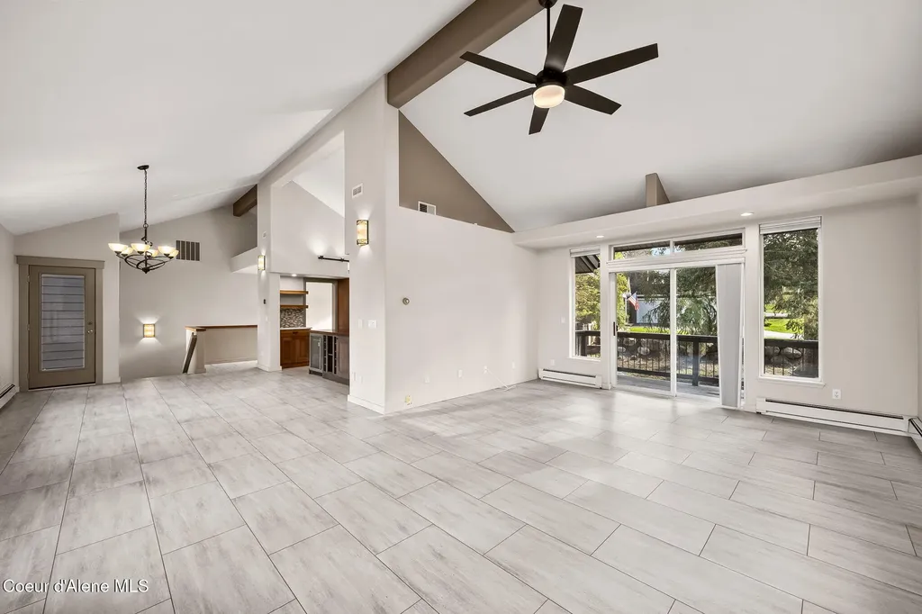 2885 E Point Hayden Drive Hayden ID 83835