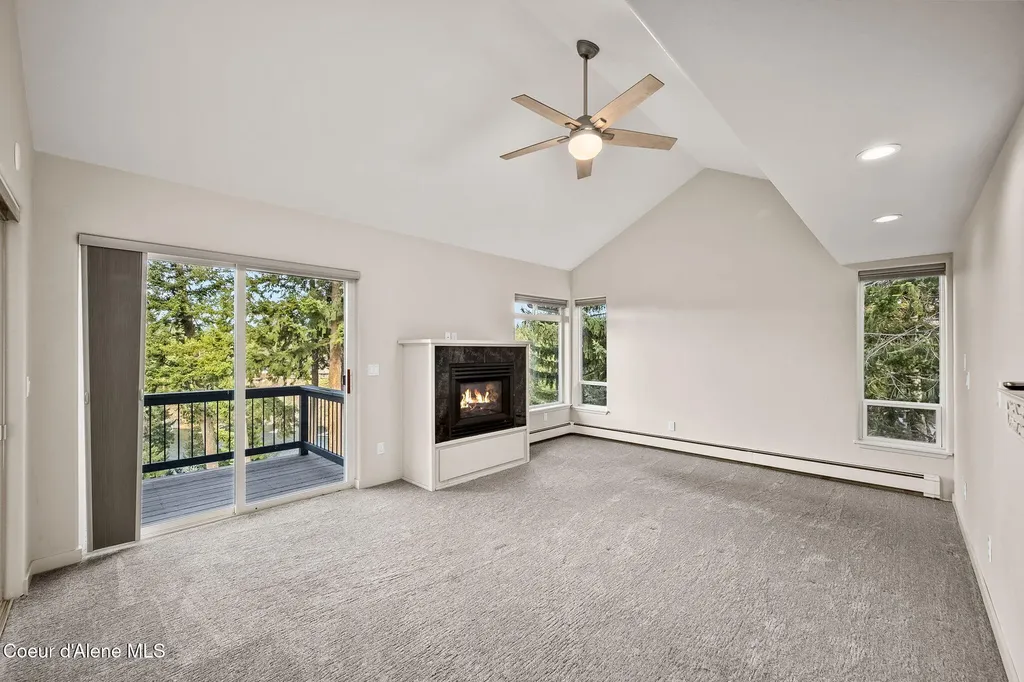 2885 E Point Hayden Drive Hayden ID 83835