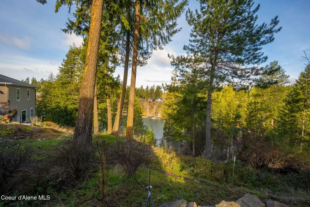 2885 E Point Hayden Drive Hayden ID 83835