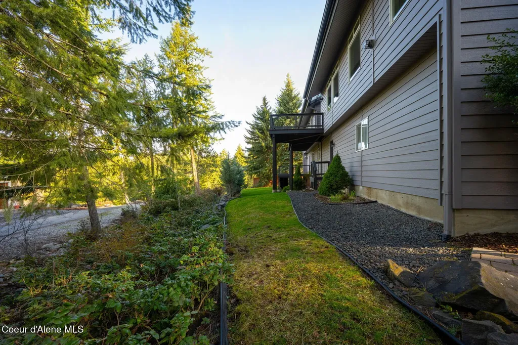 2885 E Point Hayden Drive Hayden ID 83835