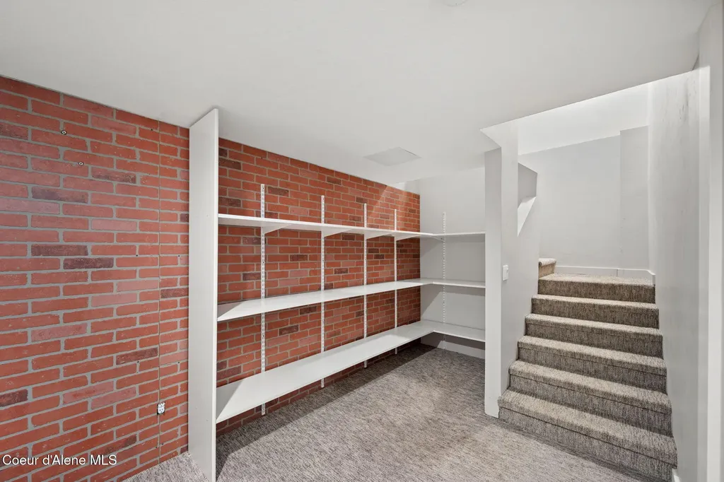 2885 E Point Hayden Drive Hayden ID 83835