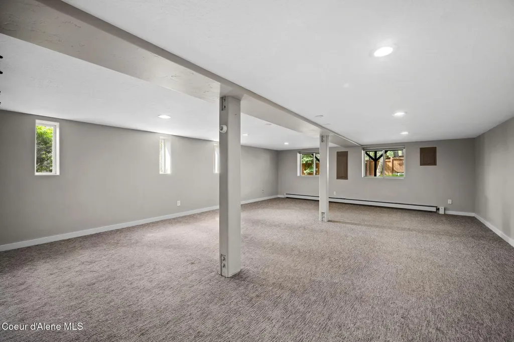 2885 E Point Hayden Drive Hayden ID 83835