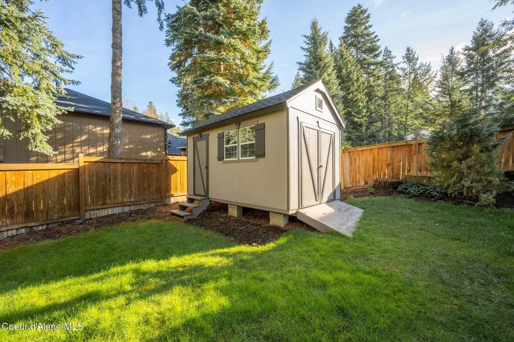 2885 E Point Hayden Drive Hayden ID 83835