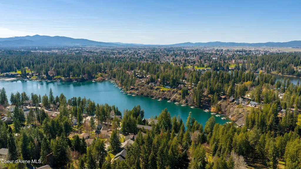 2885 E Point Hayden Drive Hayden ID 83835