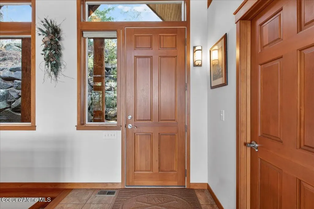 6832 W Half Circle Loop Worley ID 83876