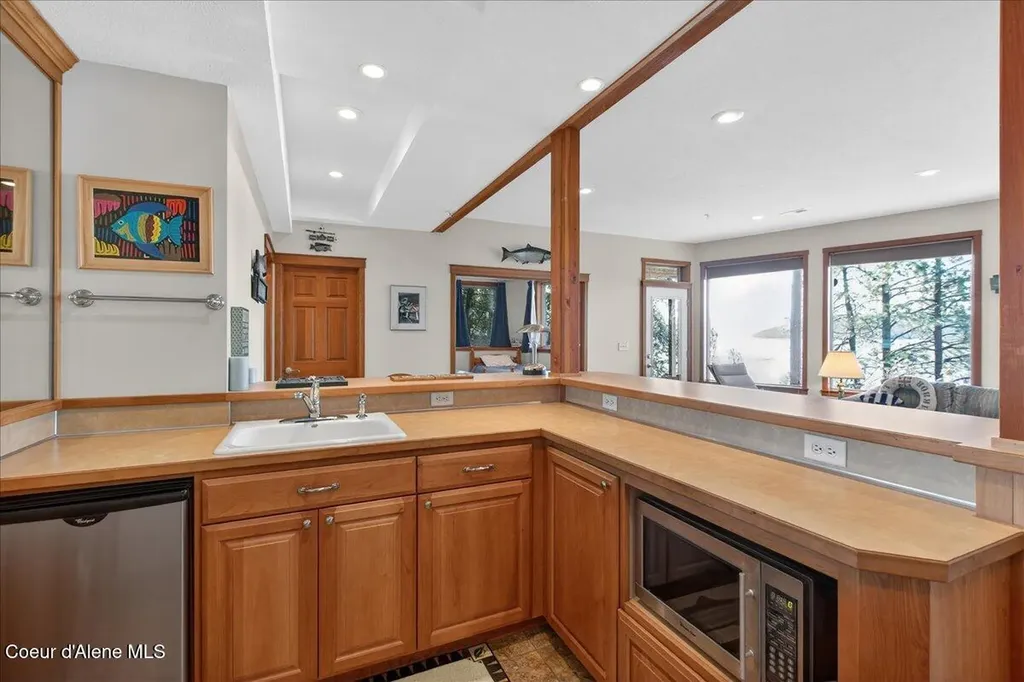 6832 W Half Circle Loop Worley ID 83876