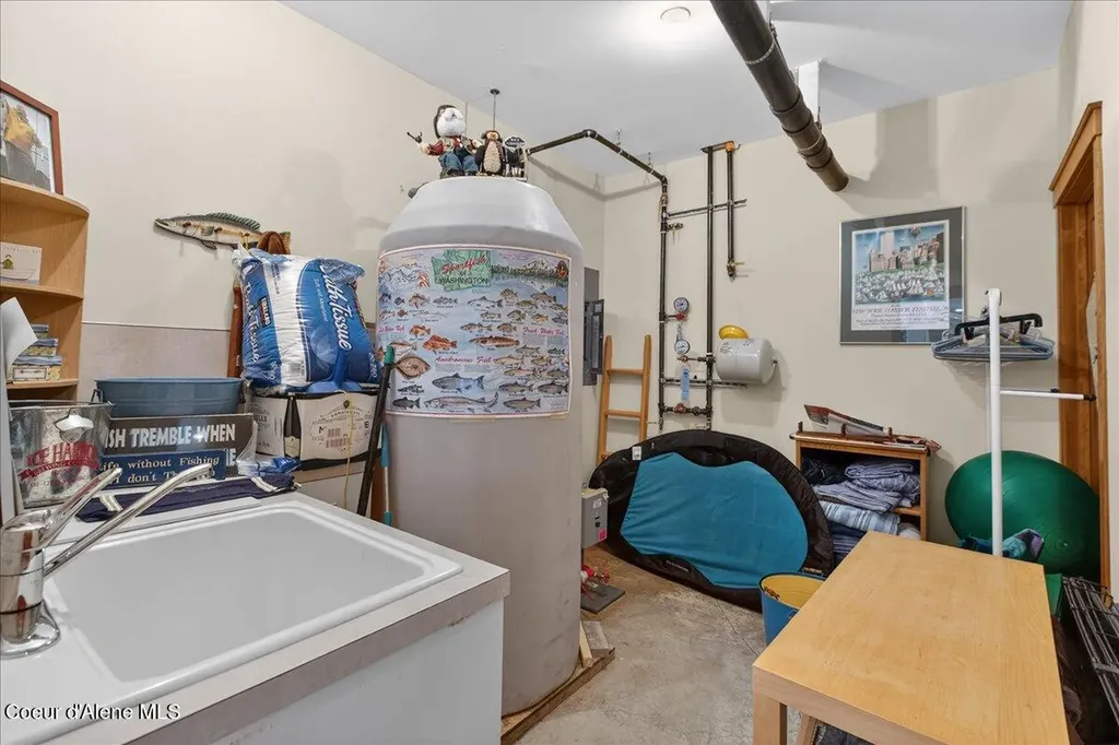 6832 W Half Circle Loop Worley ID 83876