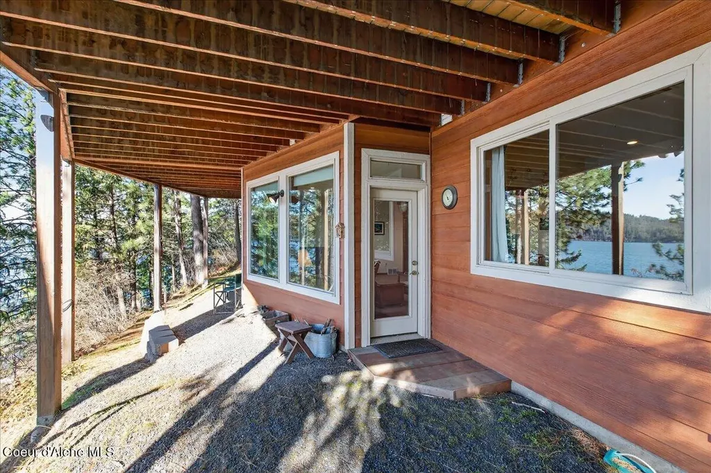 6832 W Half Circle Loop Worley ID 83876