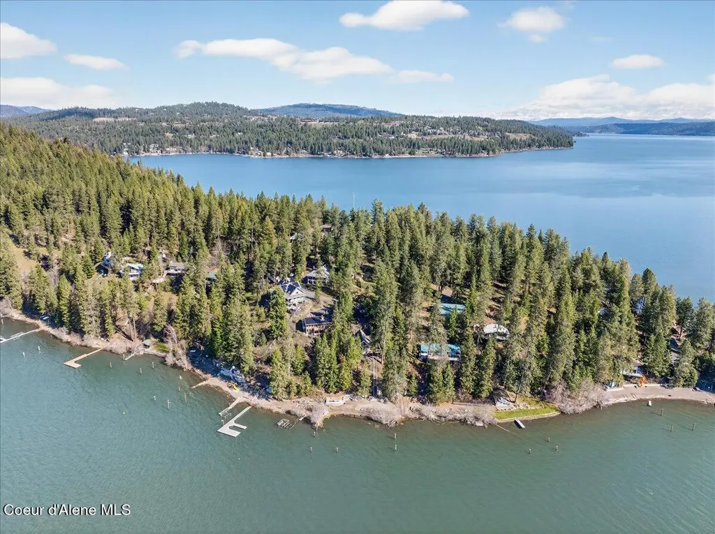 6832 W Half Circle Loop Worley ID 83876