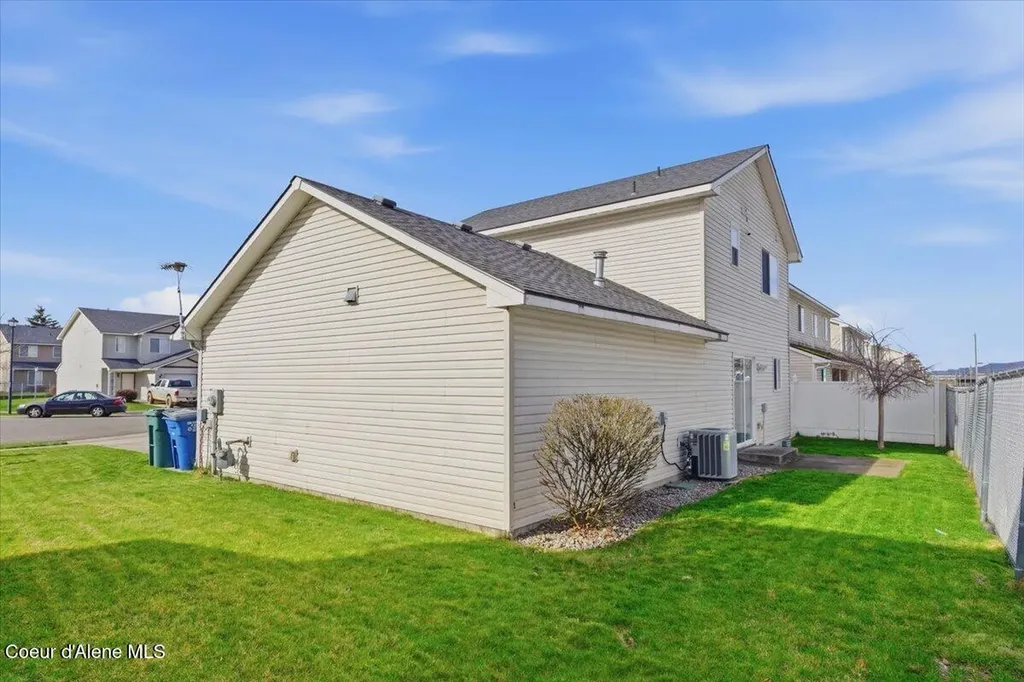 580 N Hydra Place Post Falls ID 83854