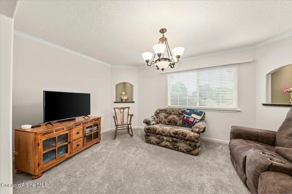 2145 W Grange Avenue Post Falls ID 83854