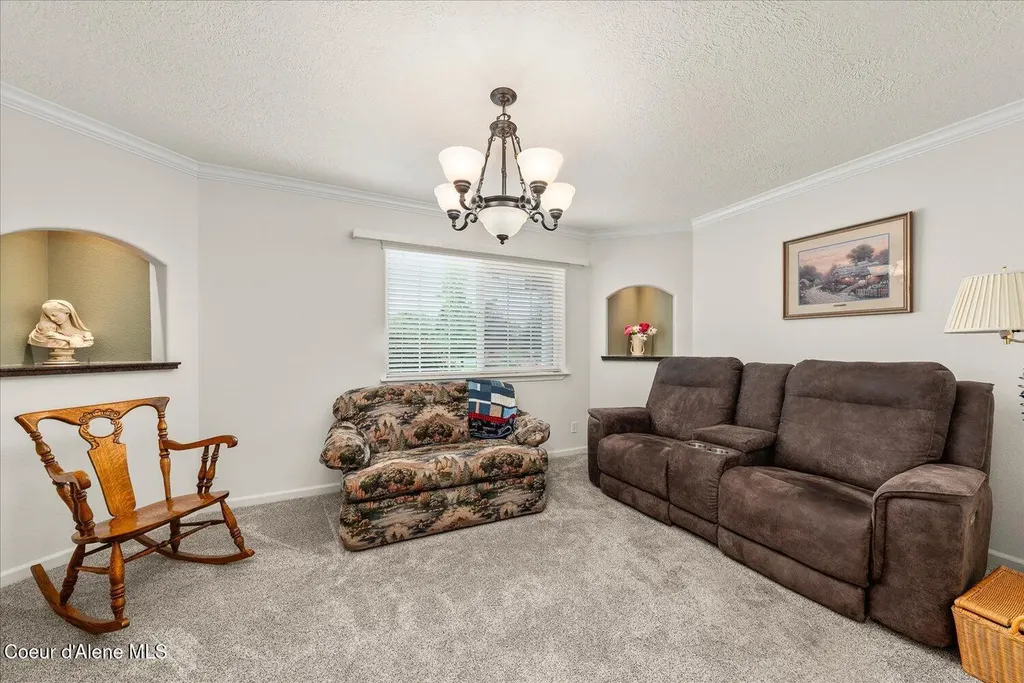 2145 W Grange Avenue Post Falls ID 83854