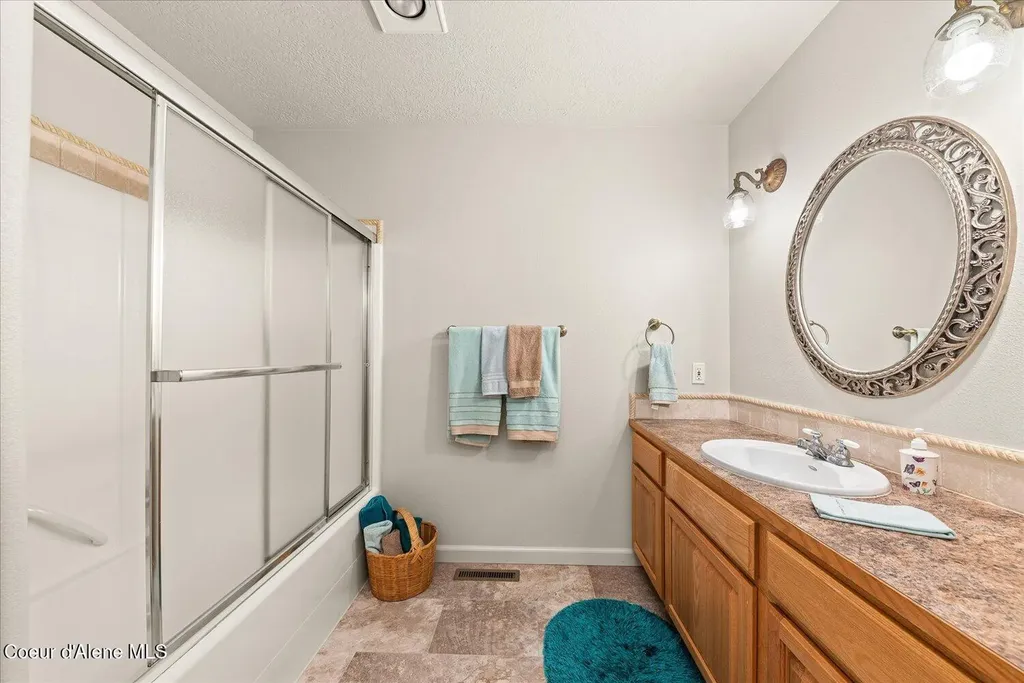 2145 W Grange Avenue Post Falls ID 83854