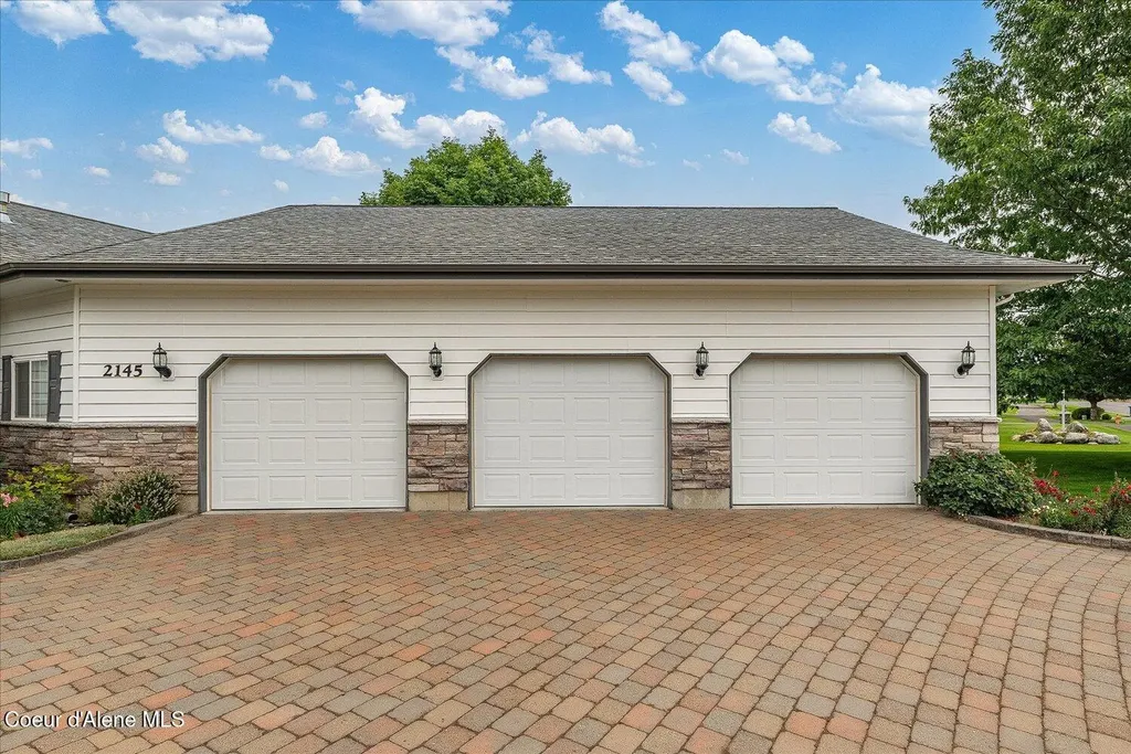2145 W Grange Avenue Post Falls ID 83854