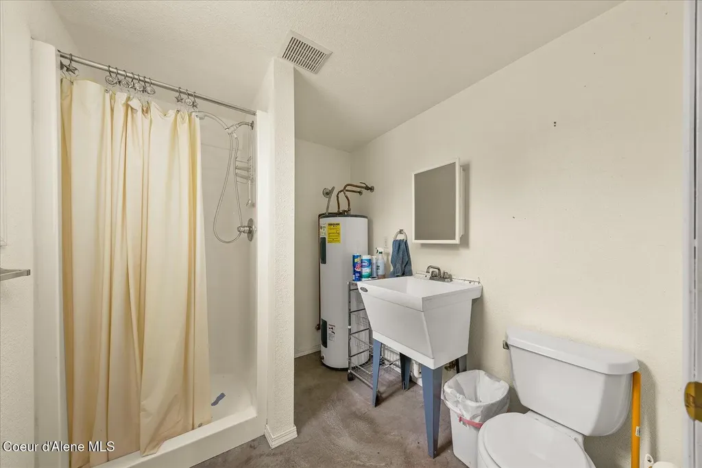 2145 W Grange Avenue Post Falls ID 83854