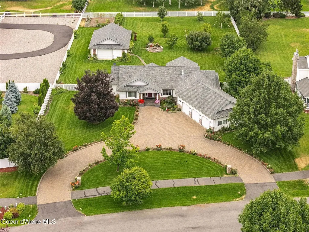 2145 W Grange Avenue Post Falls ID 83854