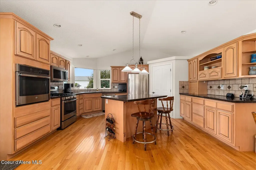 2145 W Grange Avenue Post Falls ID 83854