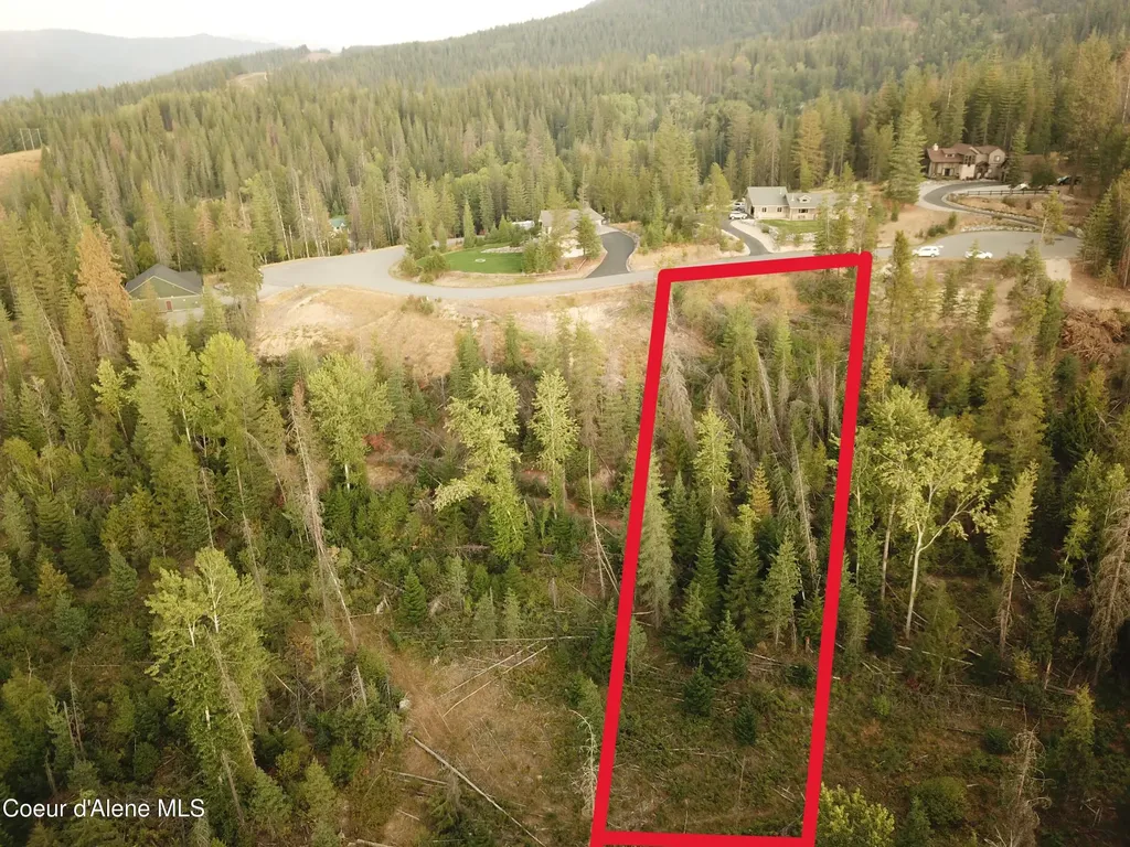 120 Blazing Saddle Court Pinehurst ID 83850