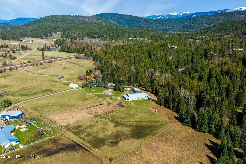300 Sunny Shadows Lane Sandpoint ID 83864