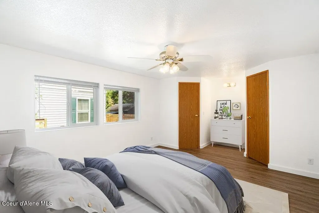 122 E Walrose Loop Hayden ID 83835