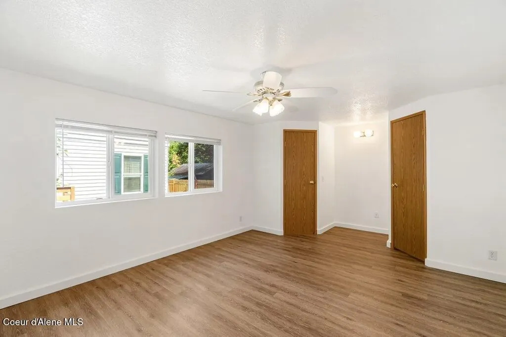 122 E Walrose Loop Hayden ID 83835