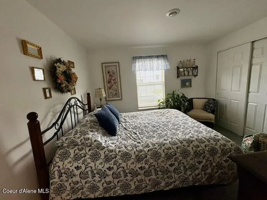 11 W Mission Avenue Kellogg ID 83837