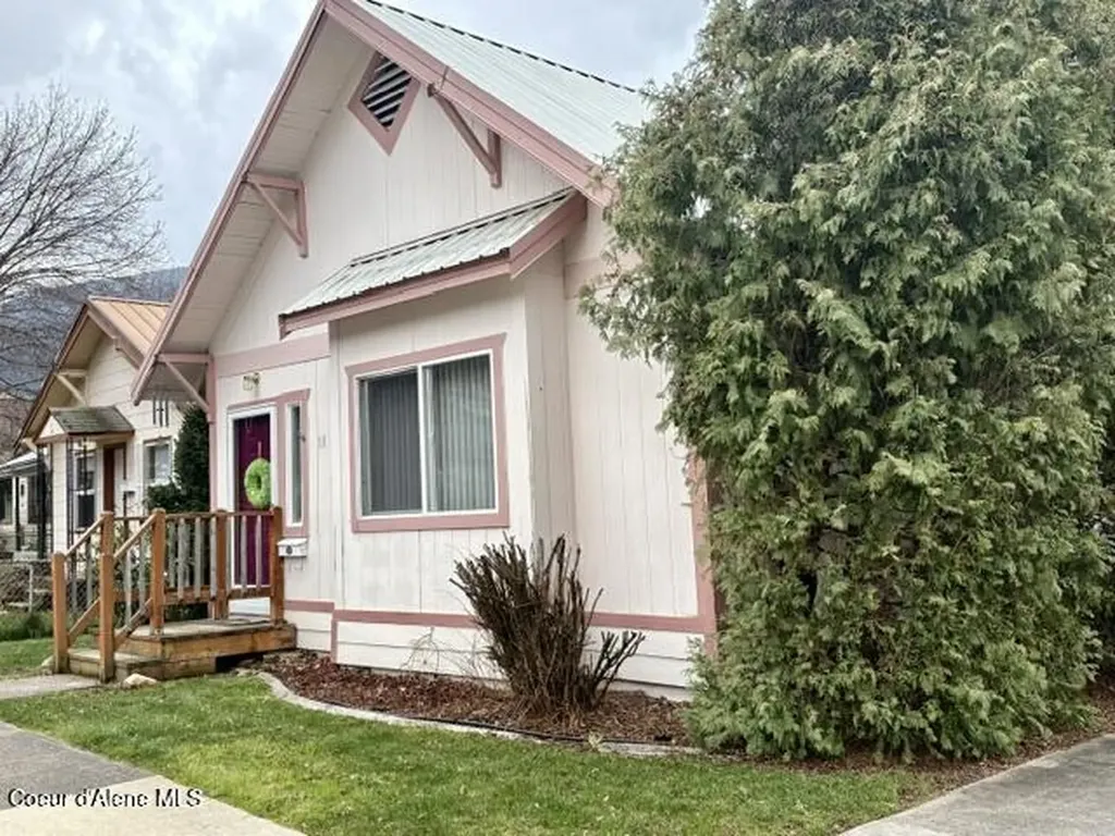 11 W Mission Avenue Kellogg ID 83837