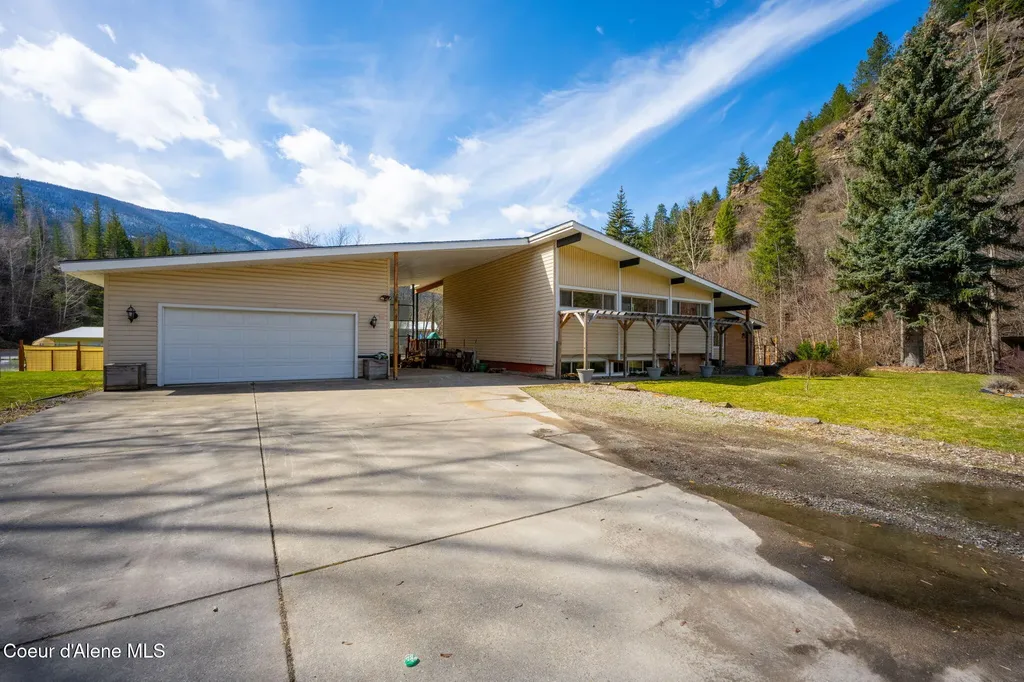 9 Margaret Avenue Kellogg ID 83837