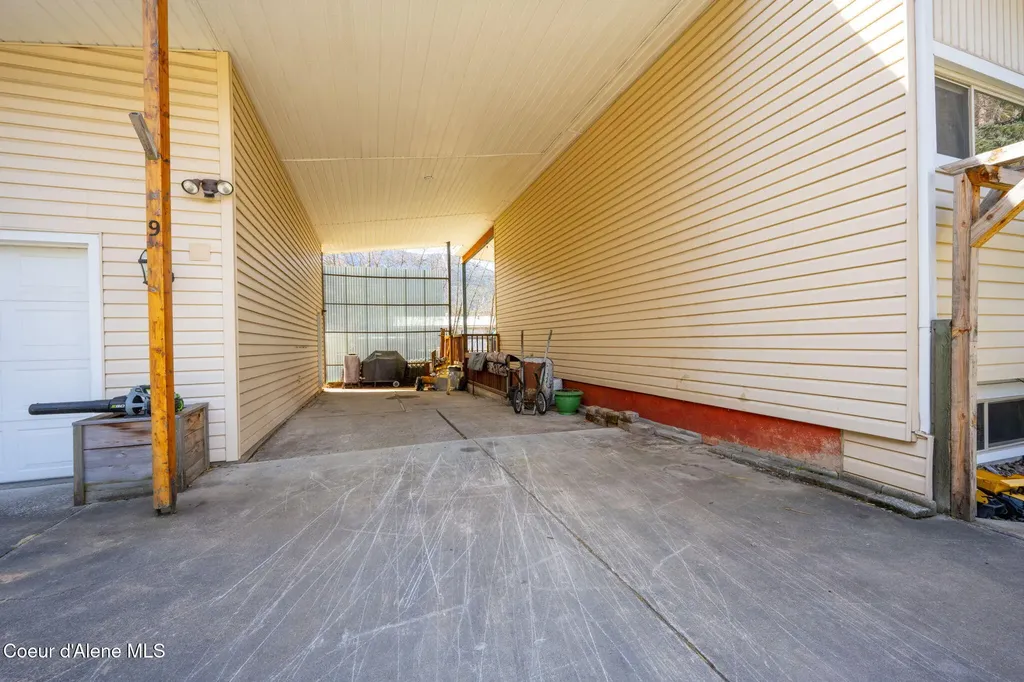 9 Margaret Avenue Kellogg ID 83837