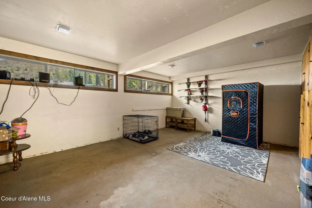 9 Margaret Avenue Kellogg ID 83837