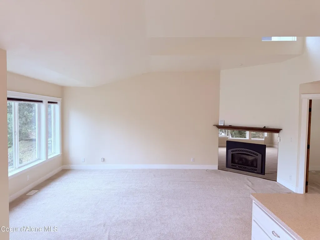 10861 N Canterbury Cove Hayden ID 83835