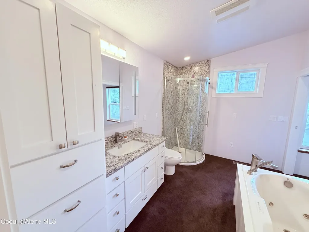 10861 N Canterbury Cove Hayden ID 83835