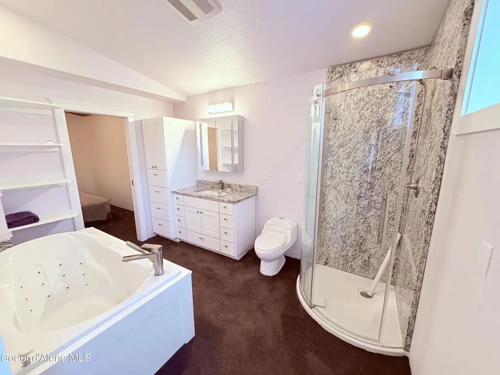 10861 N Canterbury Cove Hayden ID 83835