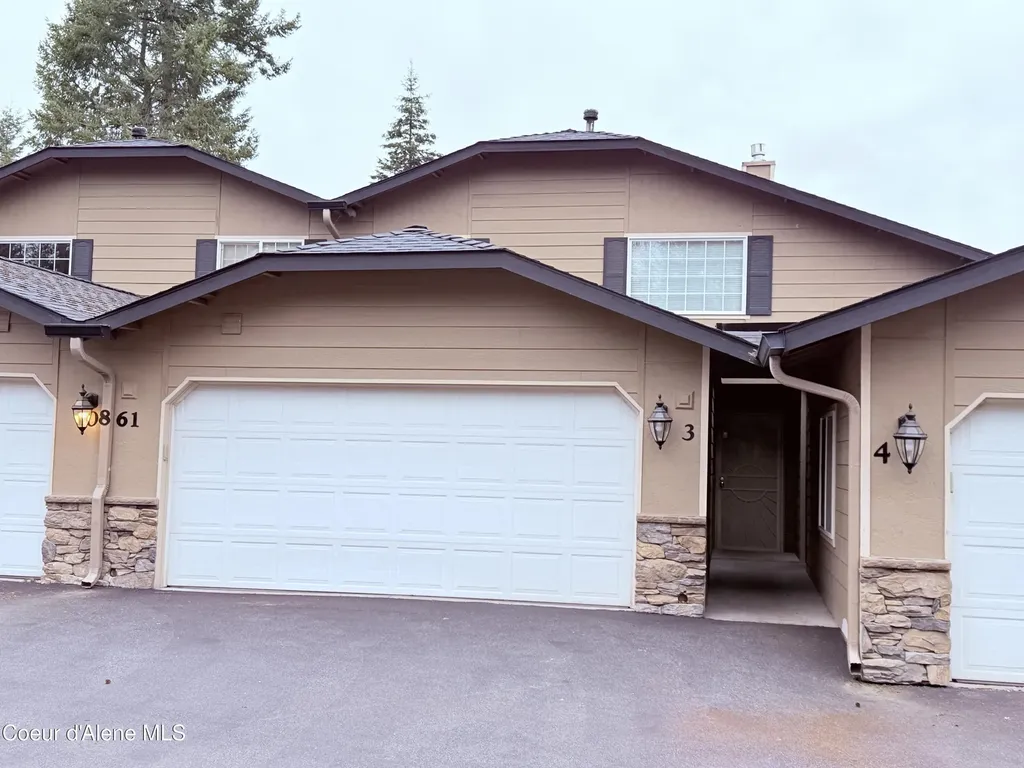 10861 N Canterbury Cove Hayden ID 83835