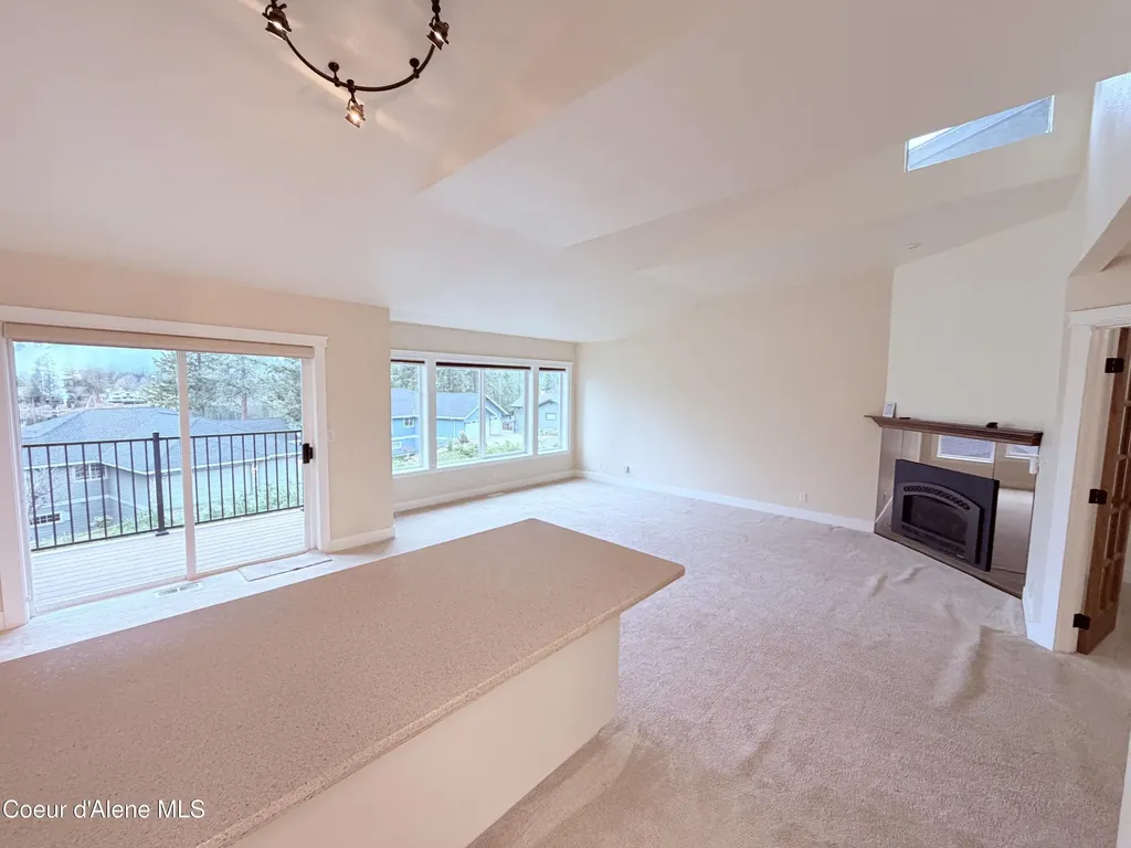 10861 N Canterbury Cove Hayden ID 83835