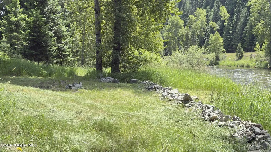 10832 Old River Road Kingston ID 83839
