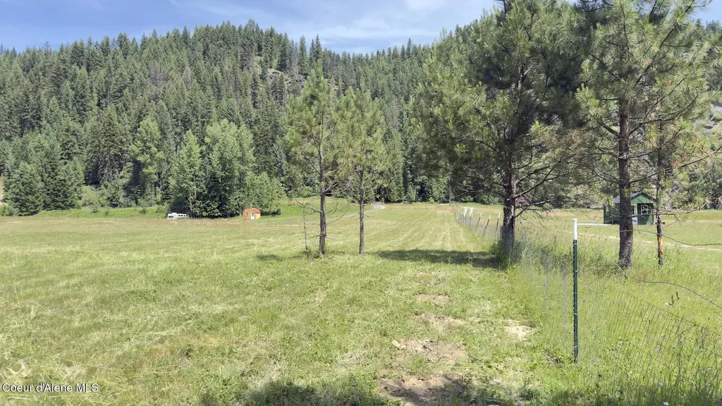 10832 Old River Road Kingston ID 83839