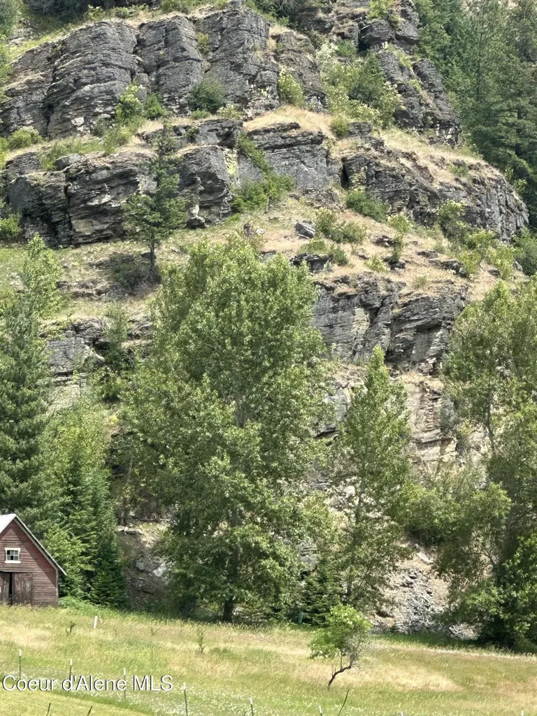 10832 Old River Road Kingston ID 83839