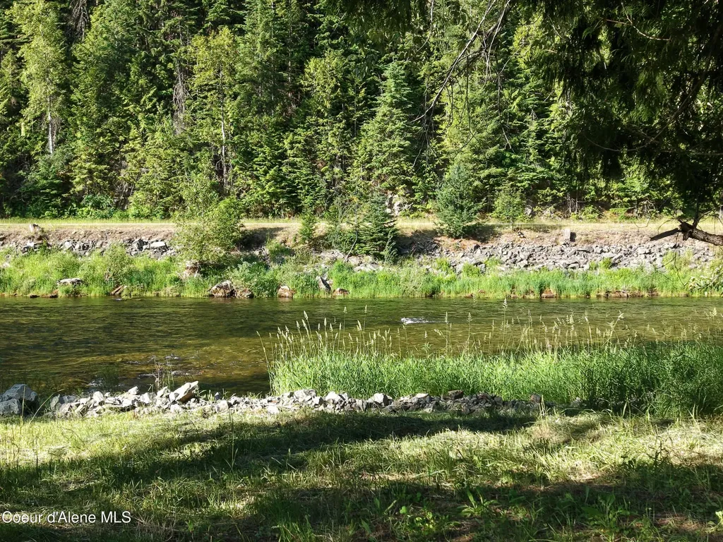 10832 Old River Road Kingston ID 83839