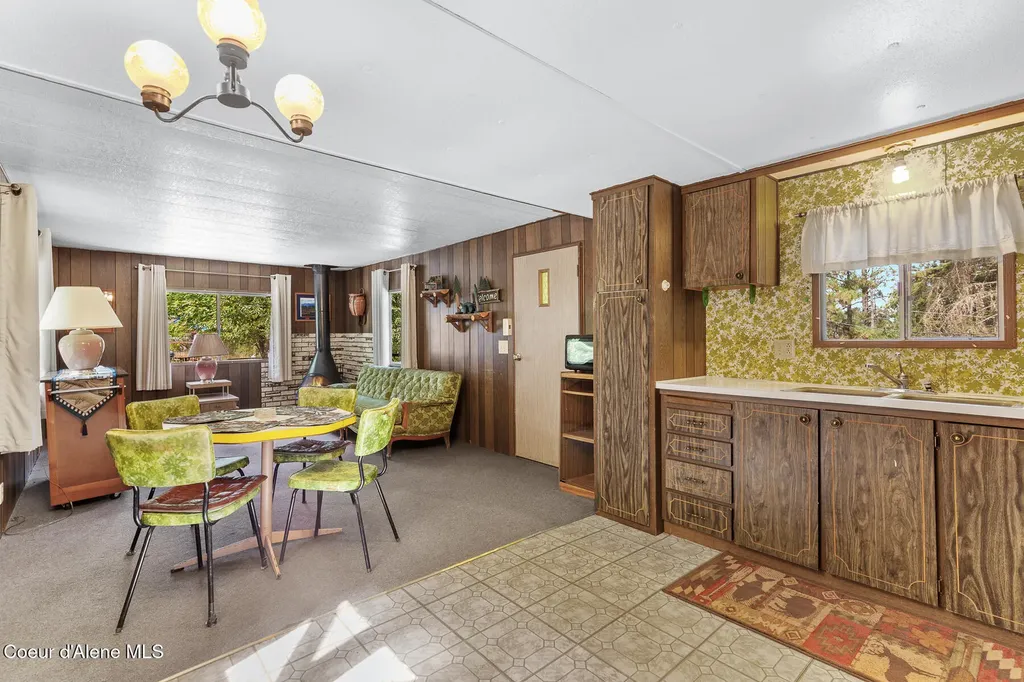 20791 S Cave Bay Road Worley ID 83876